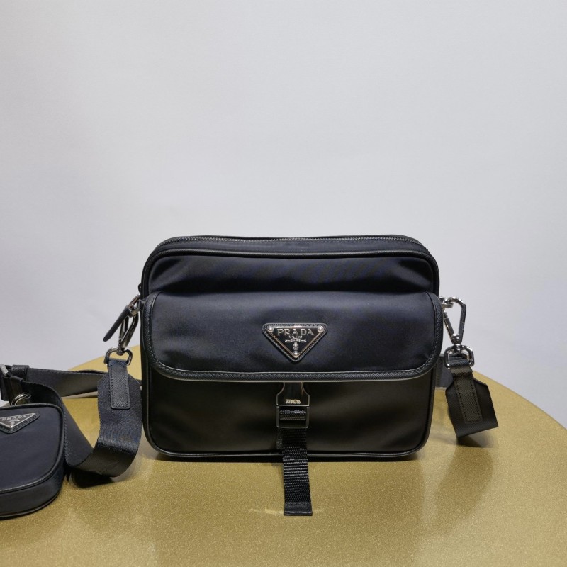 Prada 单肩包 / 斜挎包