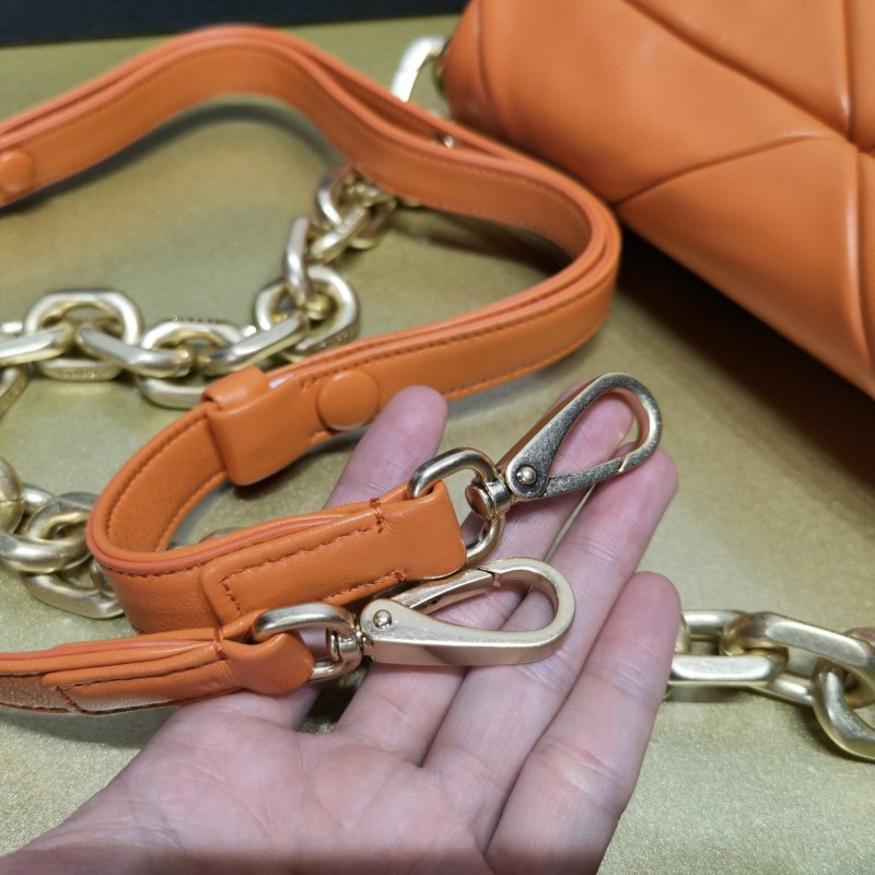 Prada 单肩包 / 斜挎包