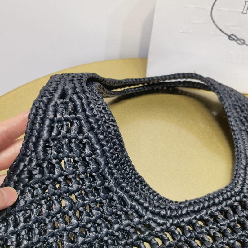 Prada Tote 造型包