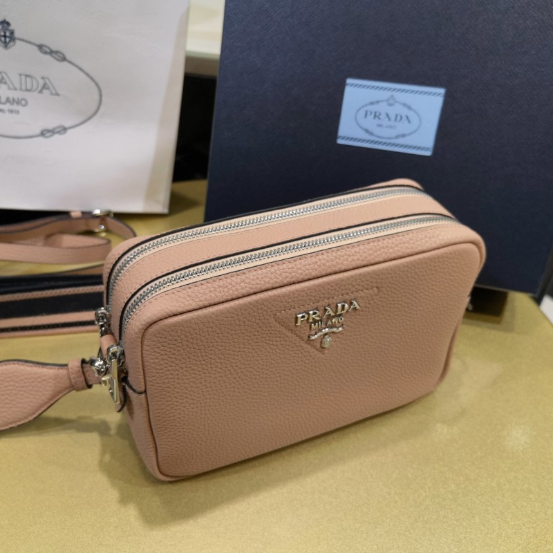 Prada 单肩包 / 斜挎包