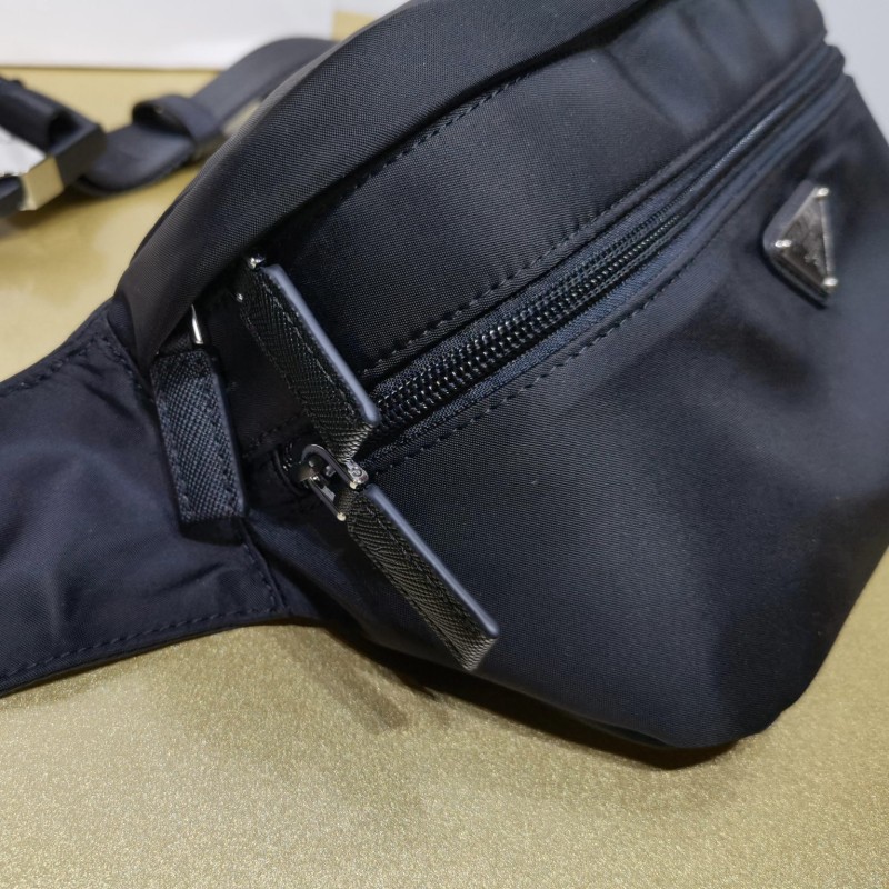 Prada 腰包 / 胸包