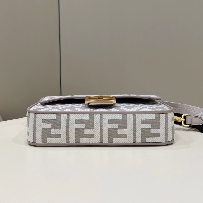 Fendi Baguette