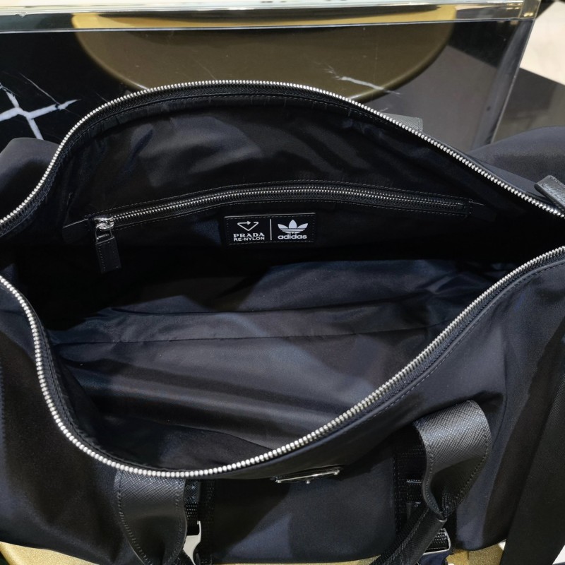 Prada X Adidas 旅行袋