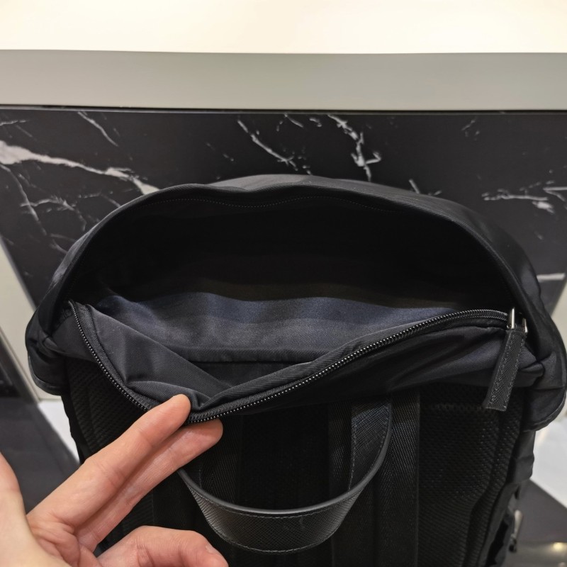 Prada Backpack 旅行包