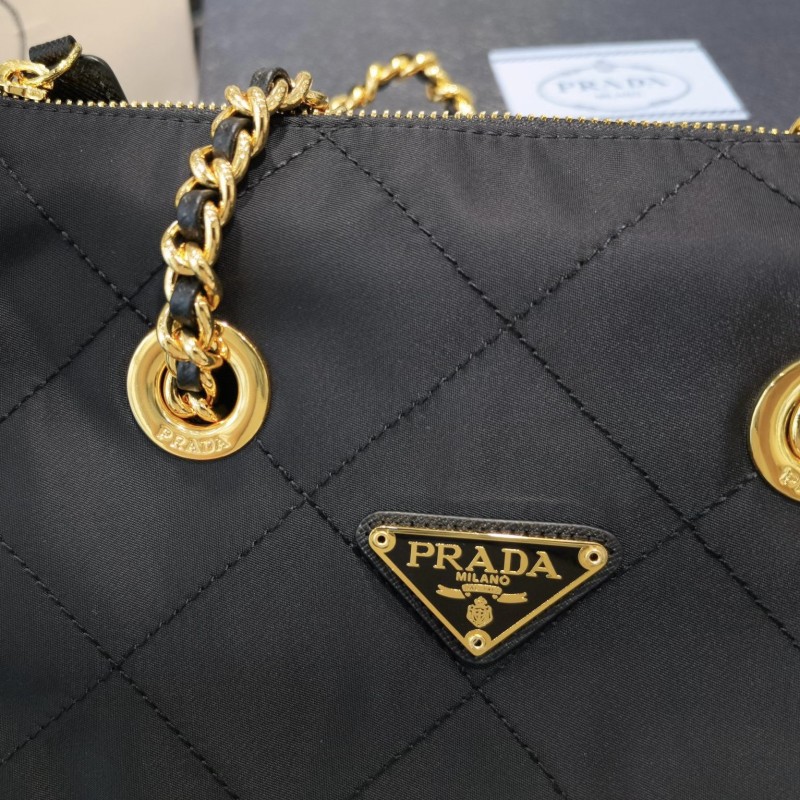 Prada 链条包 / 流浪包