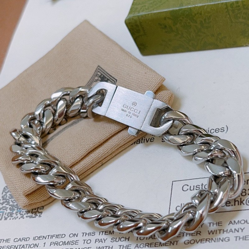 Gucci Bracelet (Unisex)