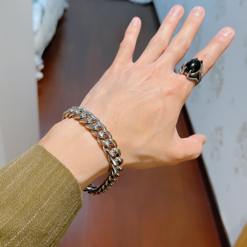 Gucci Bracelet (Unisex)