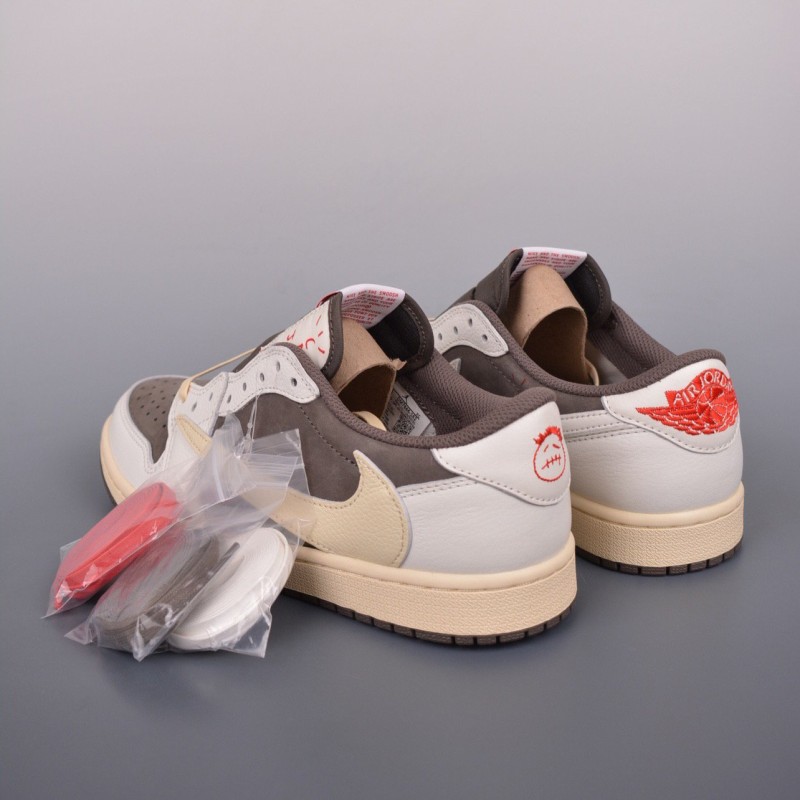 Nike Travis Scott AJ1