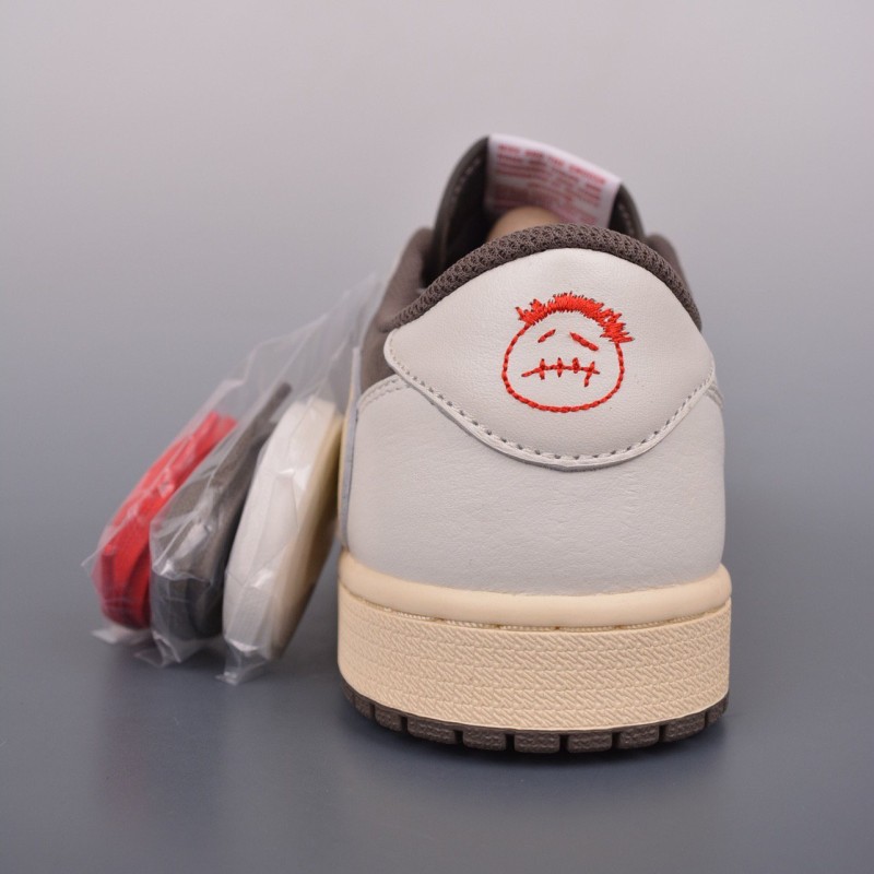 Nike Travis Scott AJ1