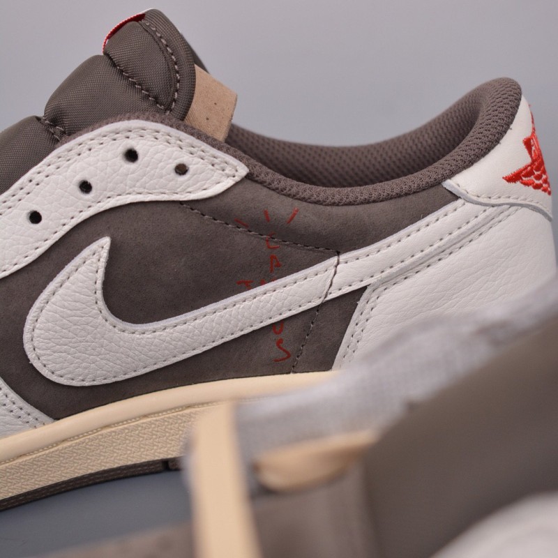 Nike Travis Scott AJ1