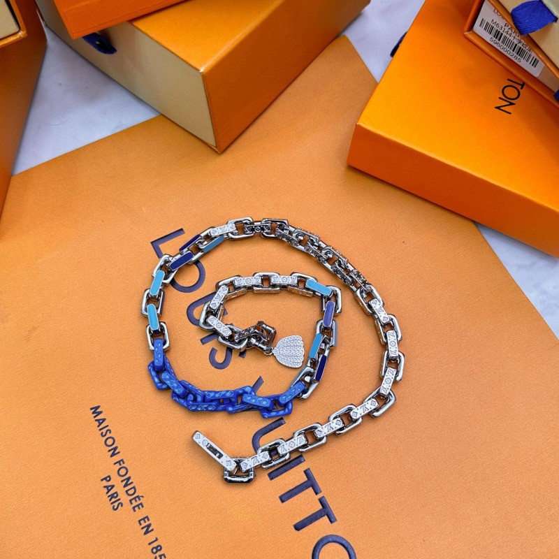 LV Necklace (Unisex)