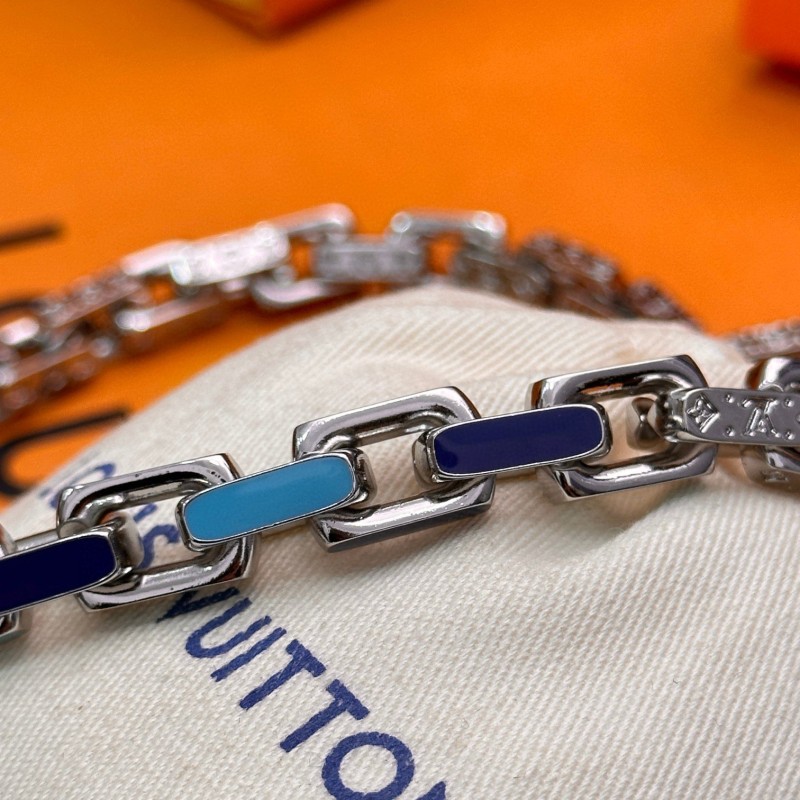 LV Necklace (Unisex)