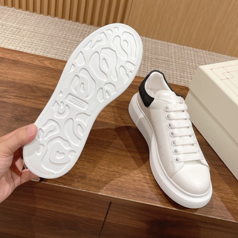 McQueen Unisex Sneaker