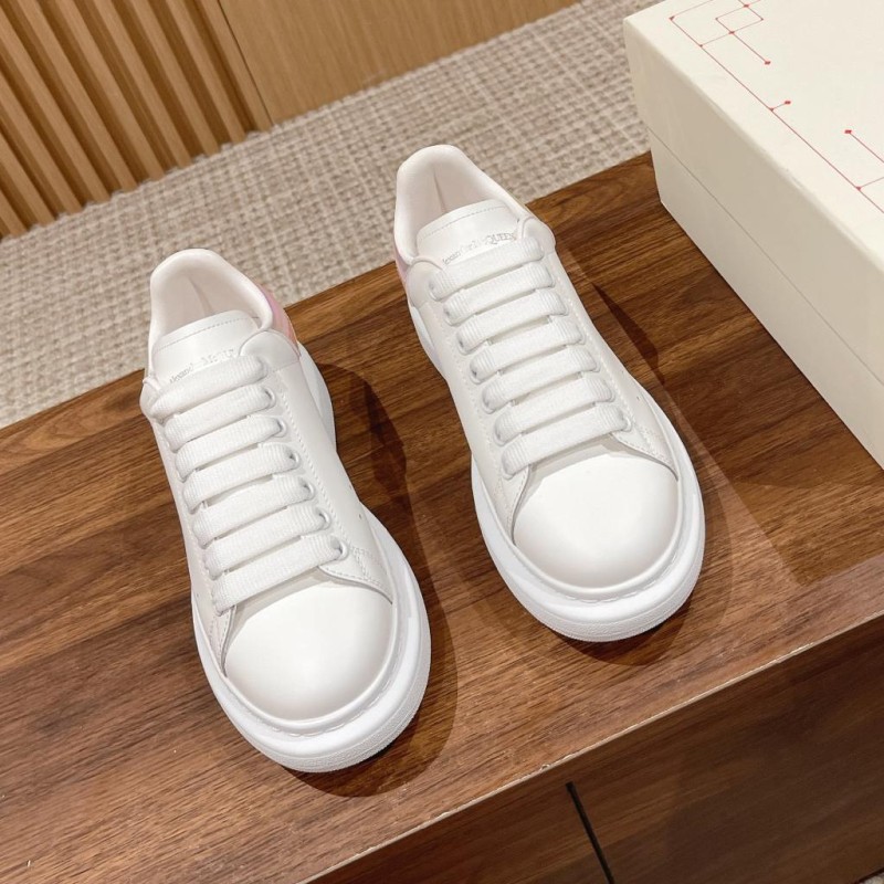 McQueen Unisex Sneaker