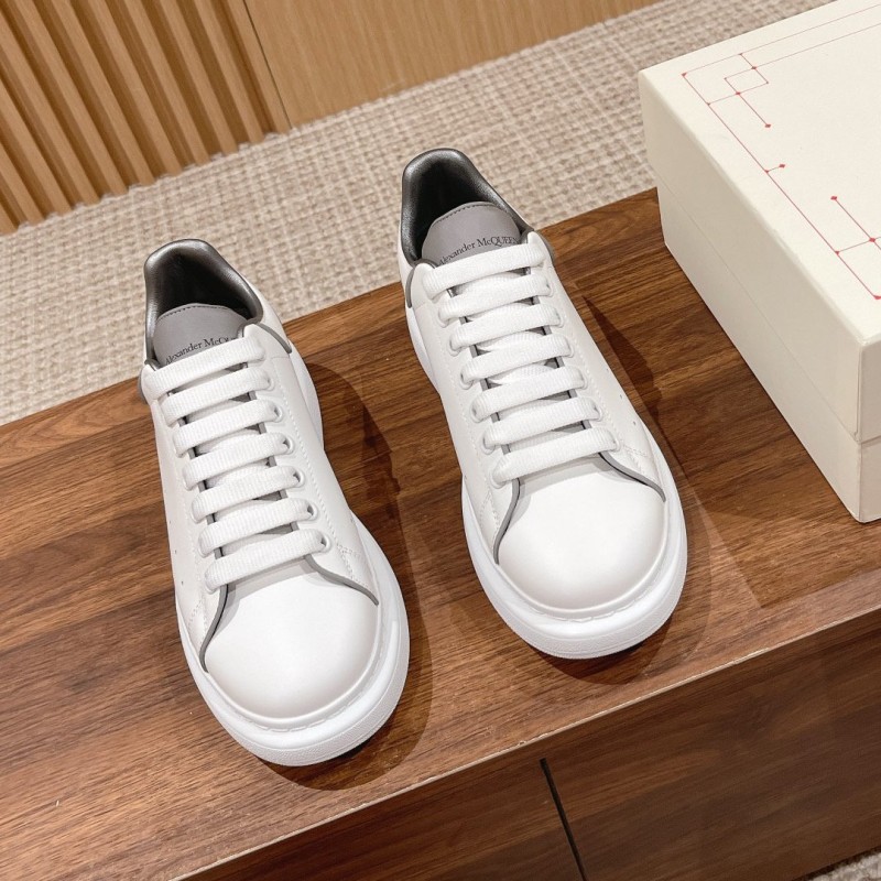 McQueen Unisex Sneaker