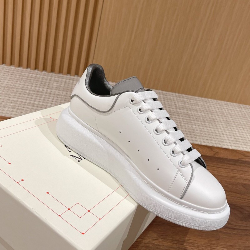 McQueen Unisex Sneaker