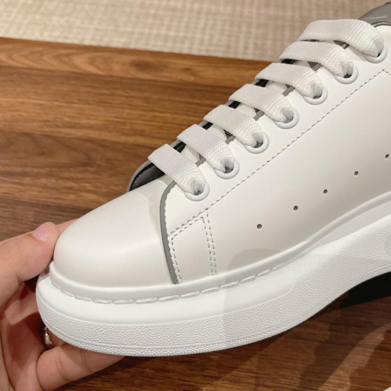 McQueen Unisex Sneaker