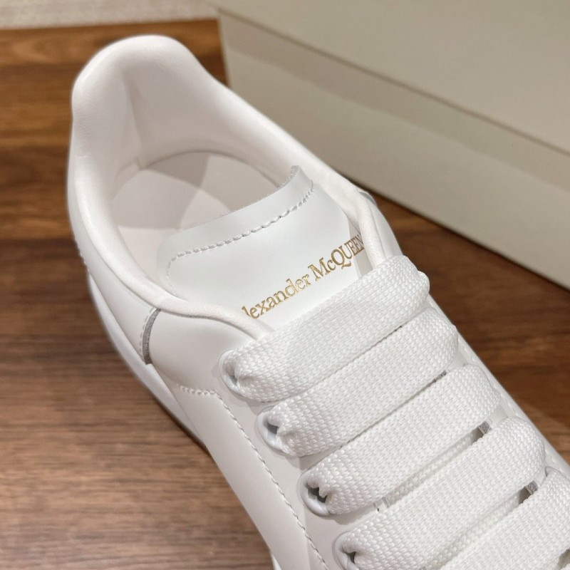 McQueen Unisex Sneaker