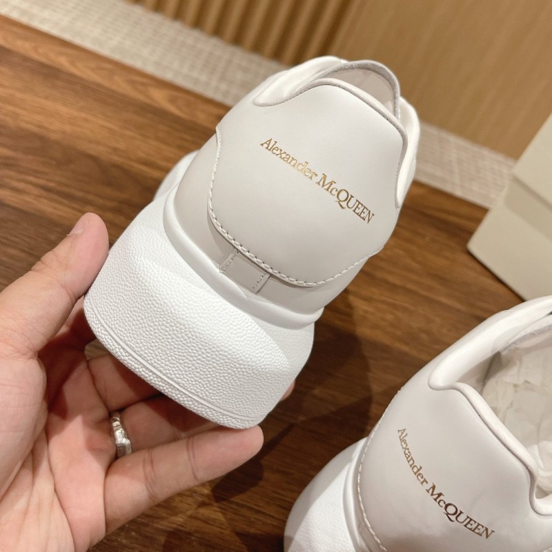 McQueen Unisex Sneaker