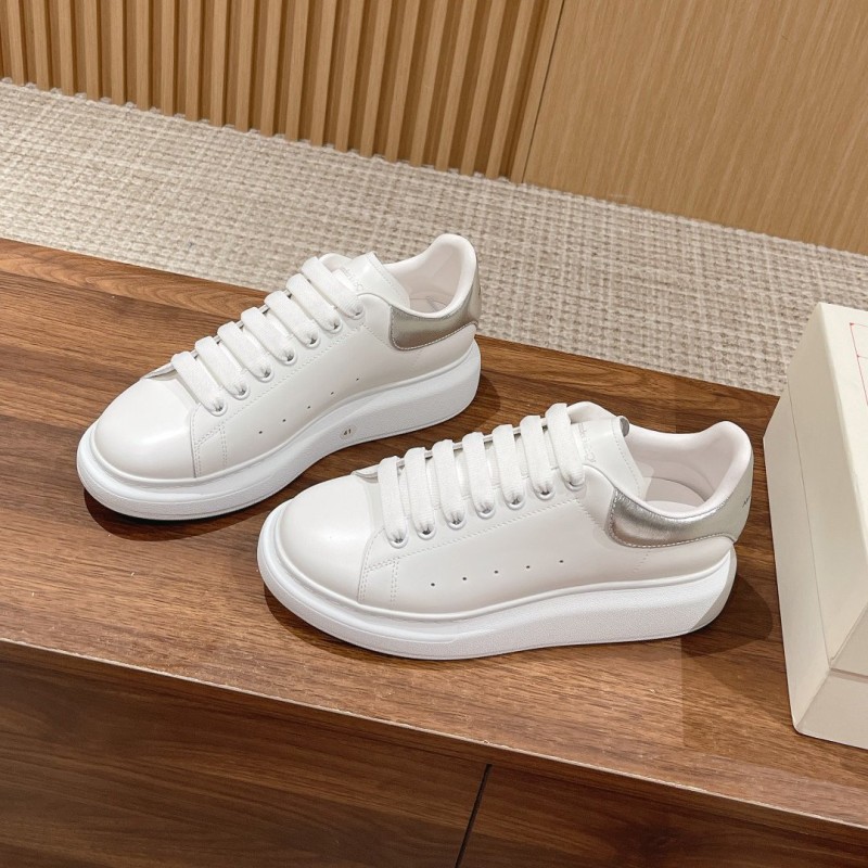 McQueen Unisex Sneaker