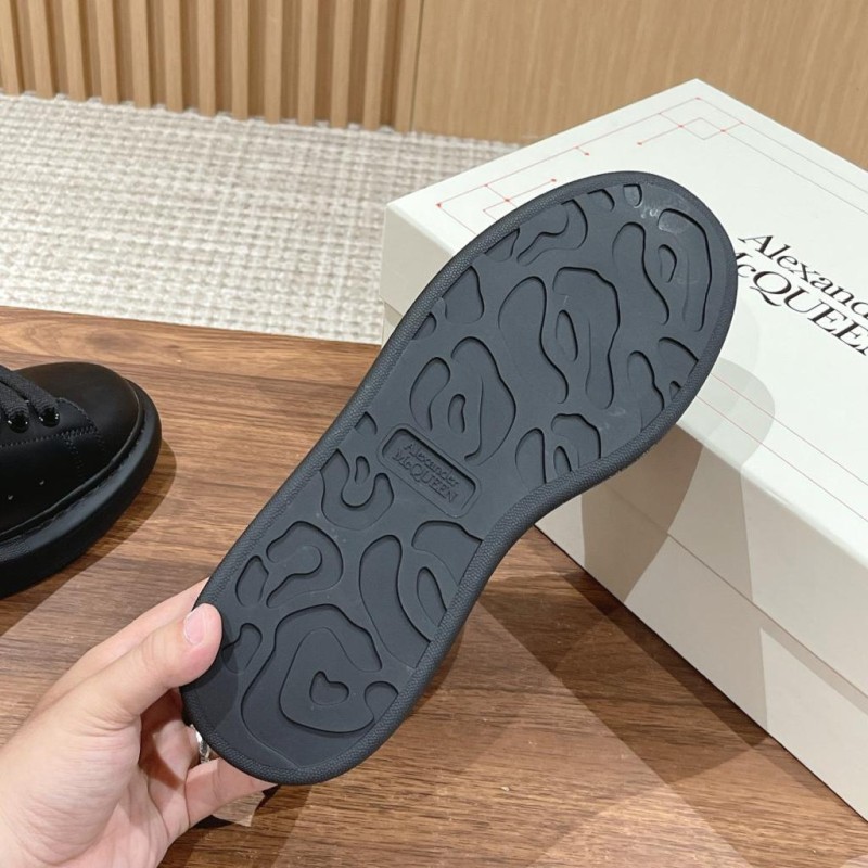 McQueen Unisex Sneaker