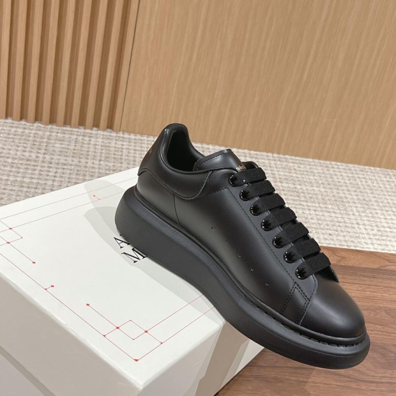 McQueen Unisex Sneaker