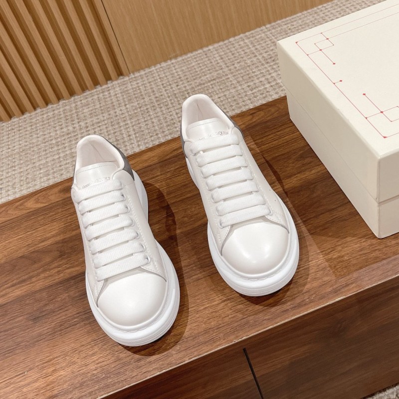 McQueen Unisex Sneaker