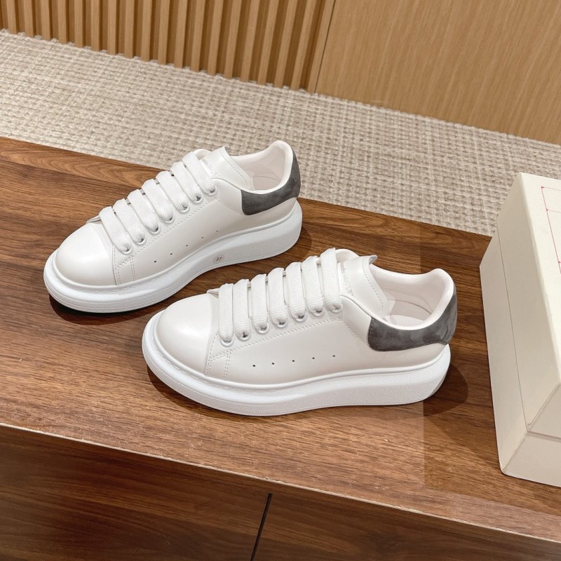 McQueen Unisex Sneaker