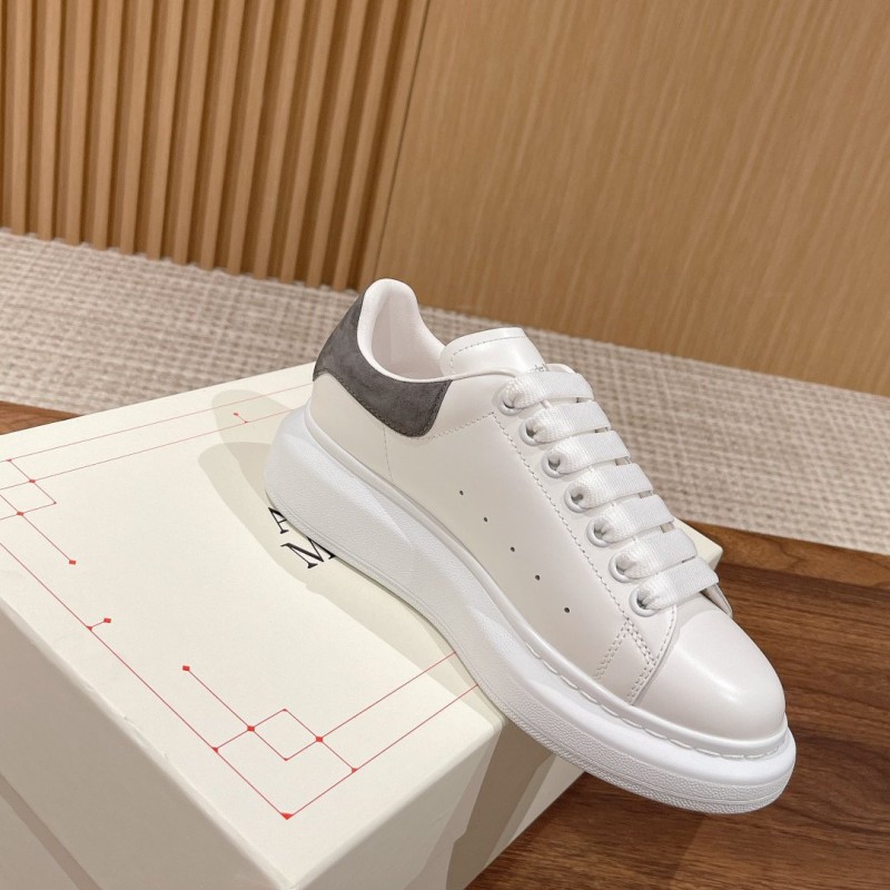 McQueen Unisex Sneaker