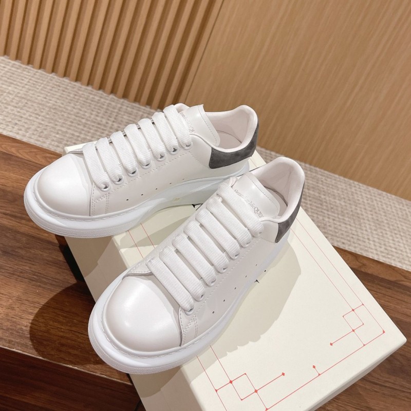 McQueen Unisex Sneaker