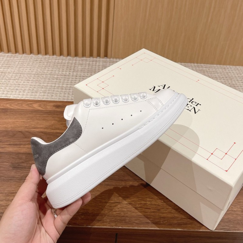 McQueen Unisex Sneaker