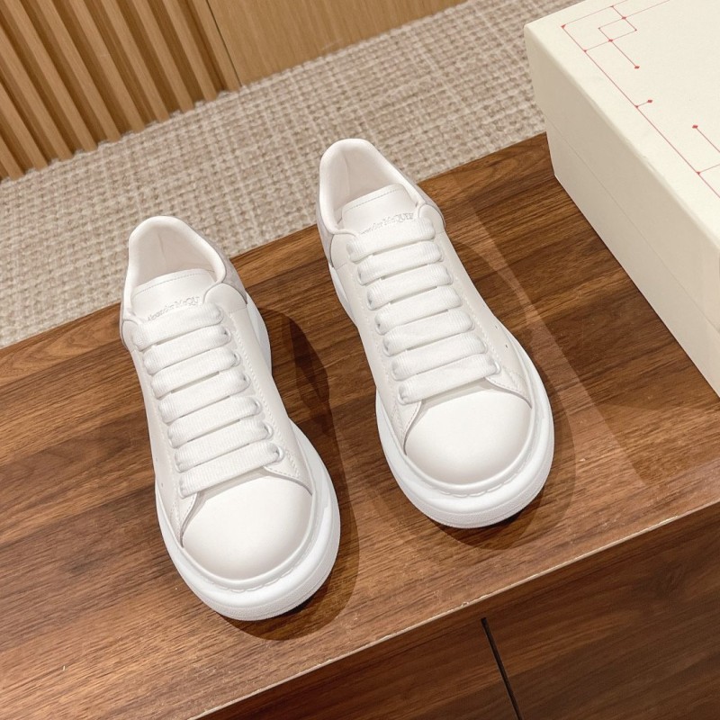 McQueen Unisex Sneaker