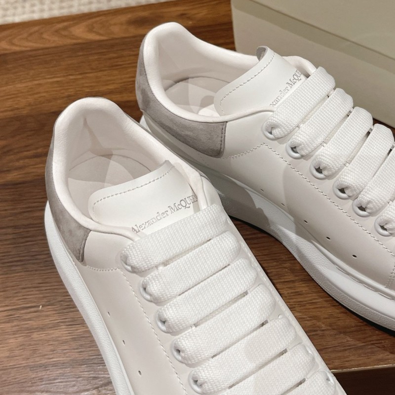 McQueen Unisex Sneaker