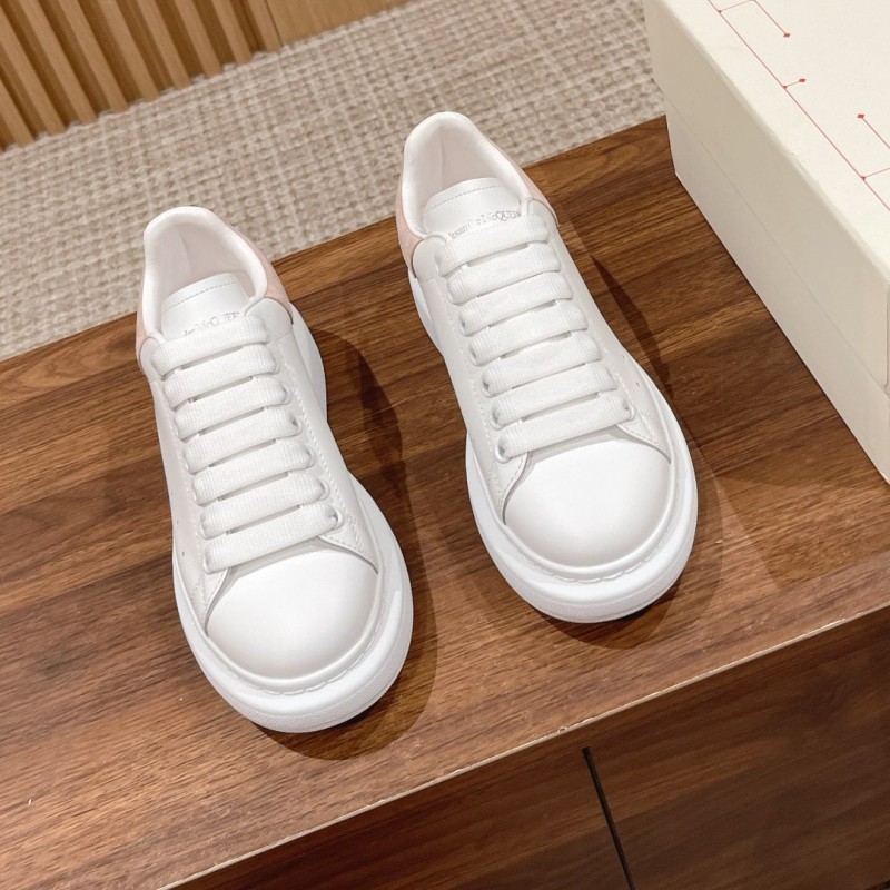 McQueen Unisex Sneaker