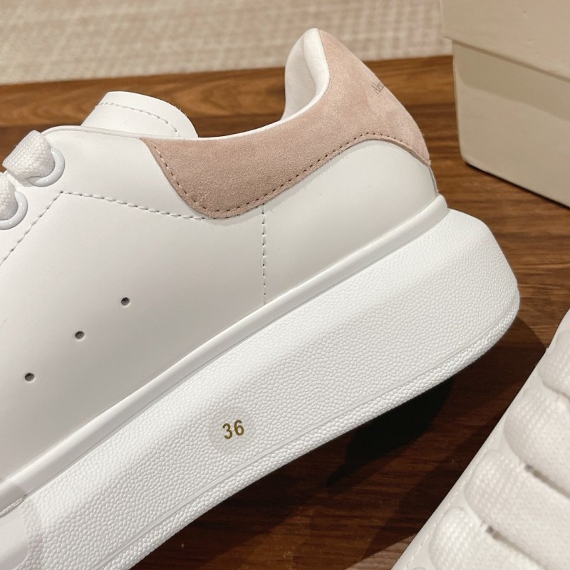 McQueen Unisex Sneaker