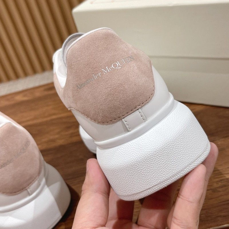 McQueen Unisex Sneaker