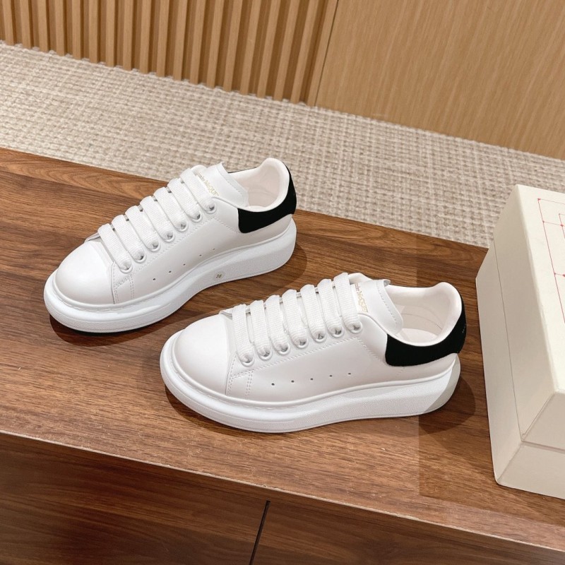 McQueen Unisex Sneaker