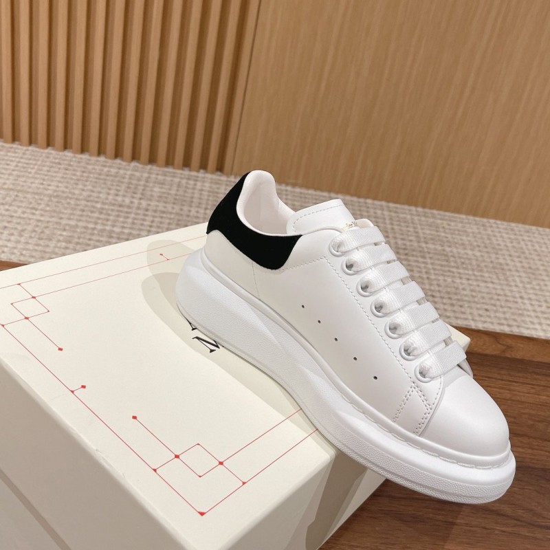 McQueen Unisex Sneaker