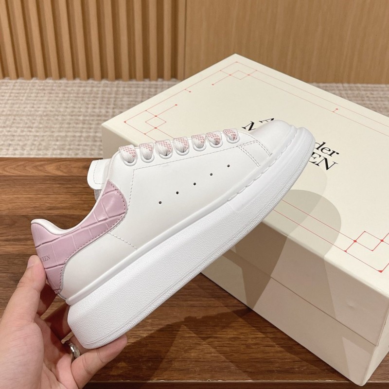 McQueen Unisex Sneaker