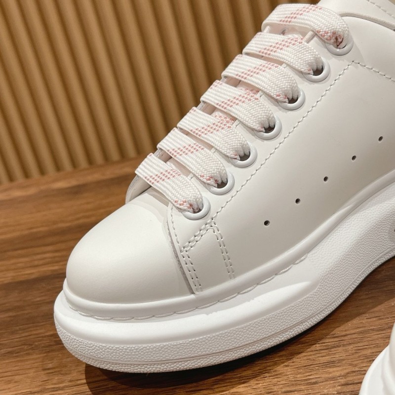 McQueen Unisex Sneaker