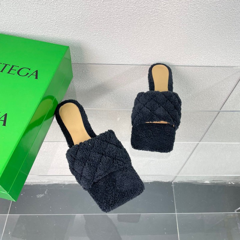 Bottega Veneta Flat