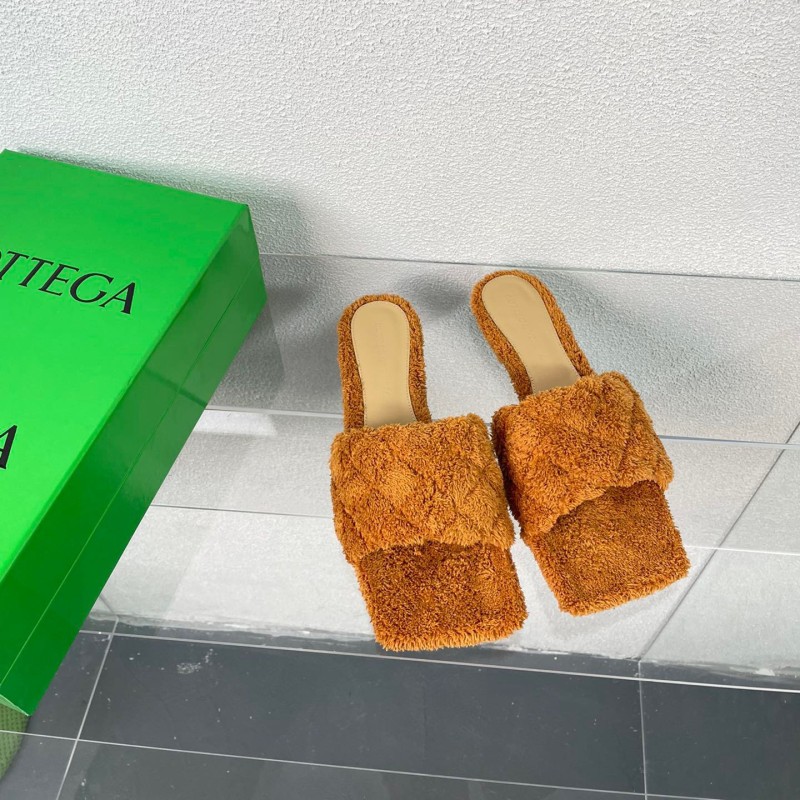 Bottega Veneta Flat