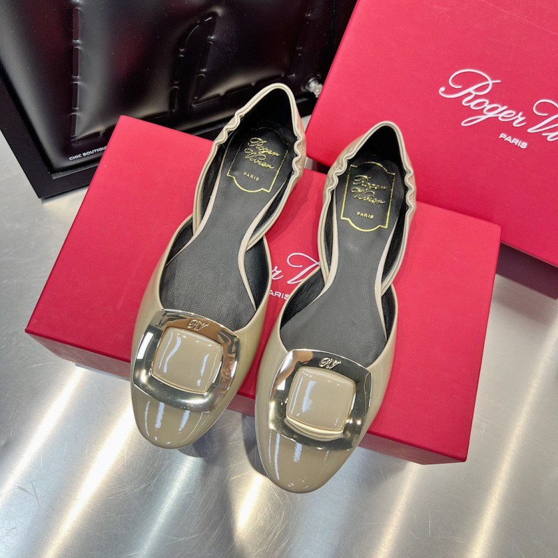 Roger Vivier Flat