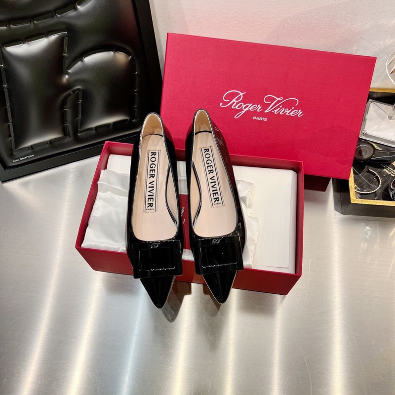 Roger Vivier Flat