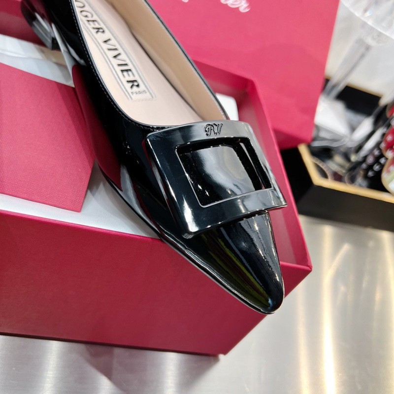 Roger Vivier Flat
