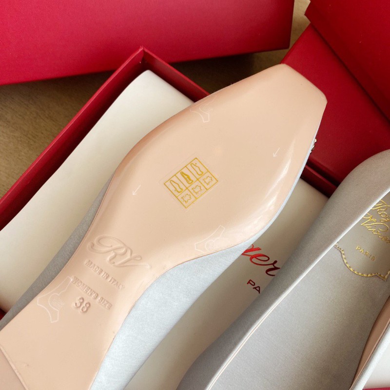 Roger Vivier Flat