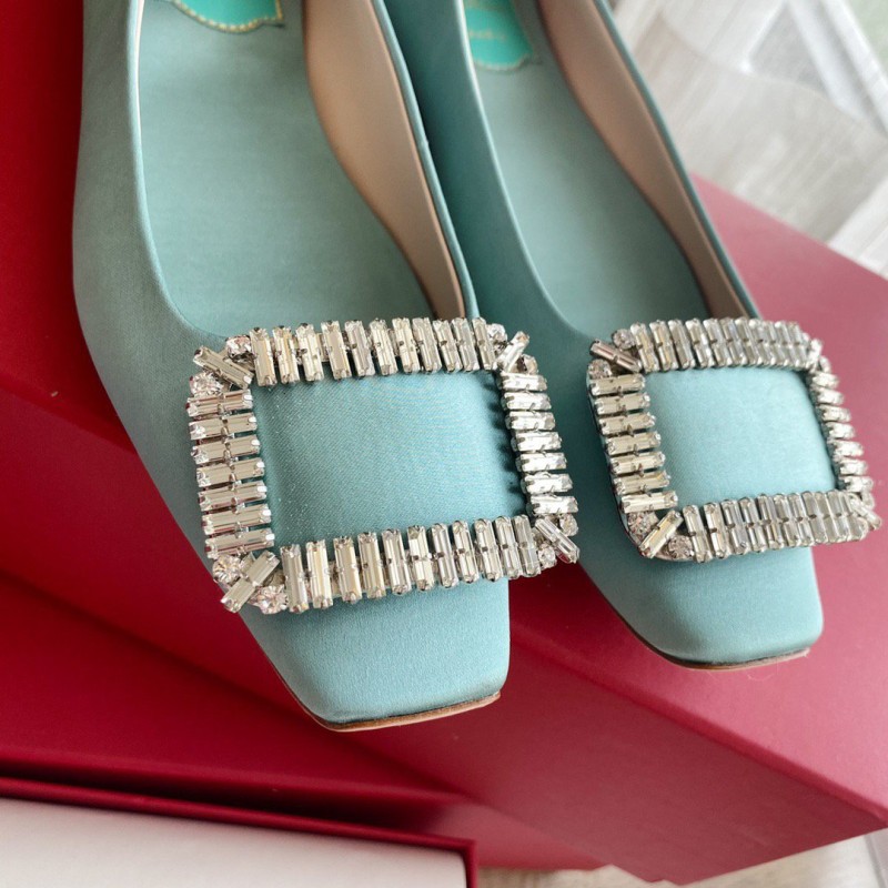 Roger Vivier Flat