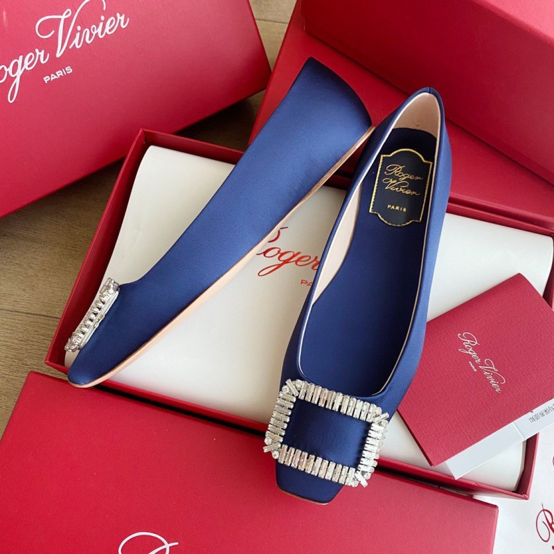 Roger Vivier Flat