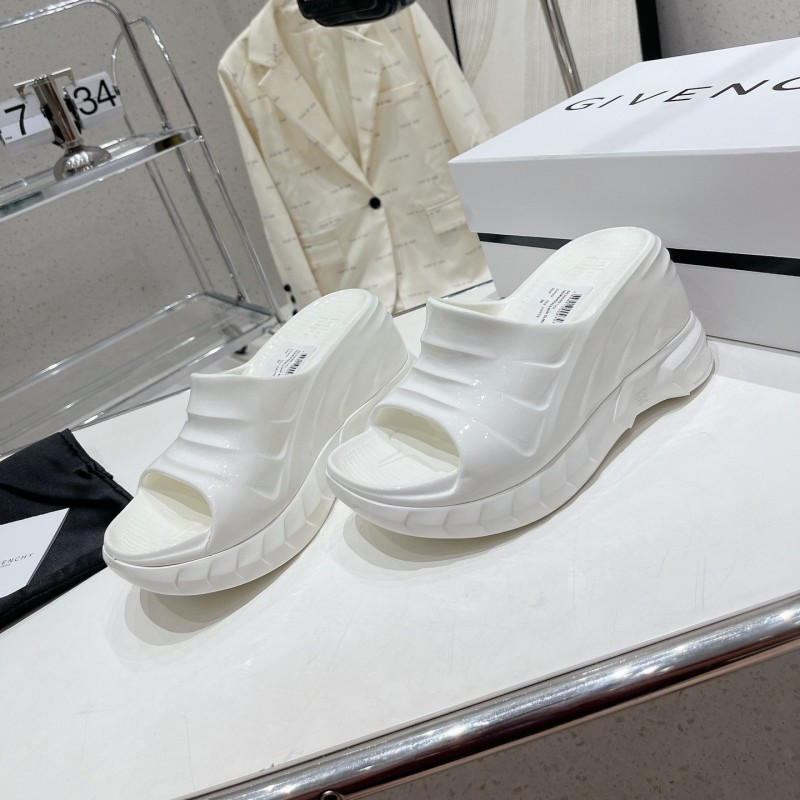 Givenchy Marchmallow Slippers