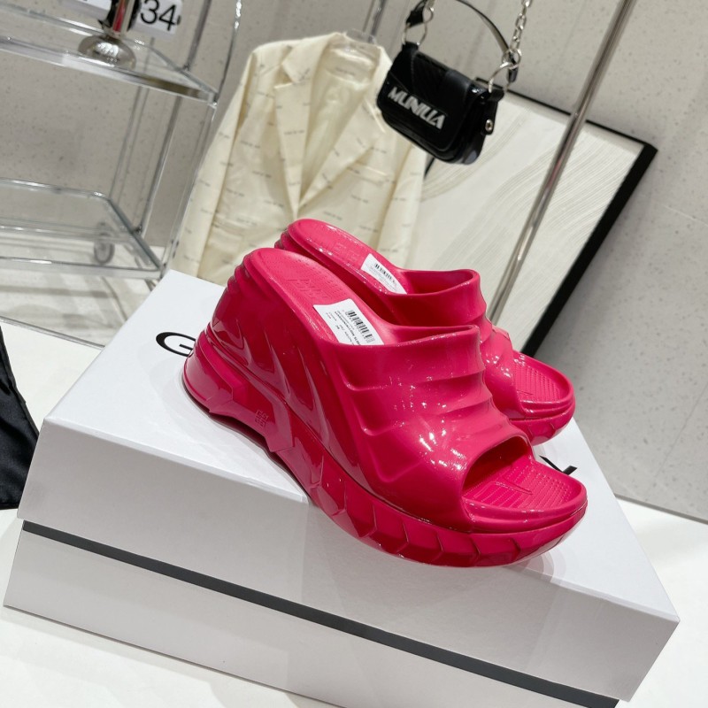 Givenchy Marchmallow Slippers